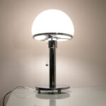 Lampada-base-in-acciaio-Wilhelm-Wagenfeld-1923-1