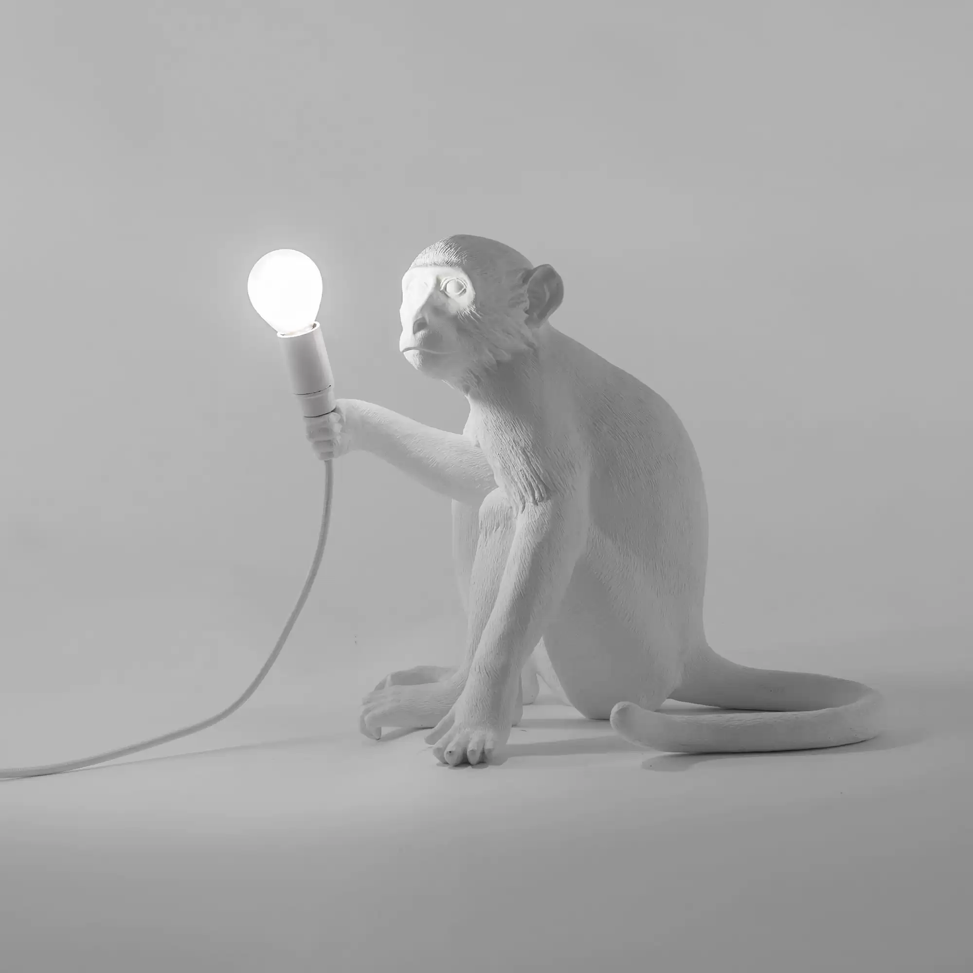 monkey-lamp-seduta-seletti